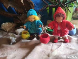 Kinder mit Laterne